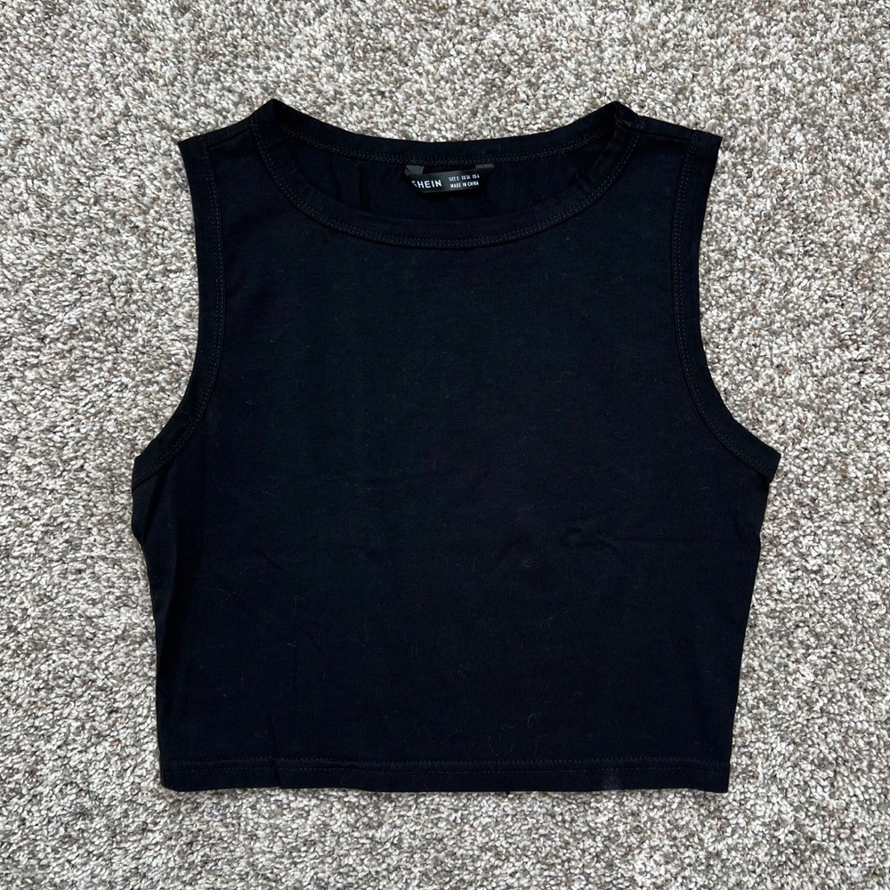 Shein Black Cropped Muscle Tank